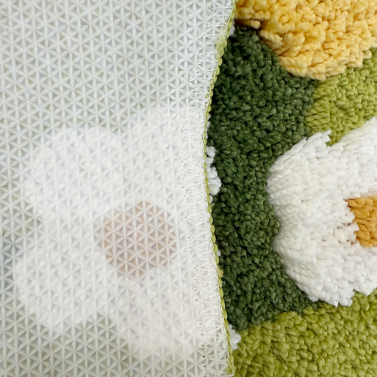 Green Meadow Daisy Tufted Rug, - Maranta Prayer Plant 评论和价格
